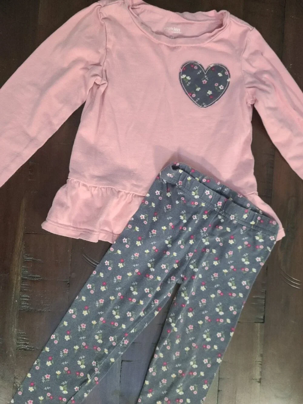 🍊 Carters Matching Set